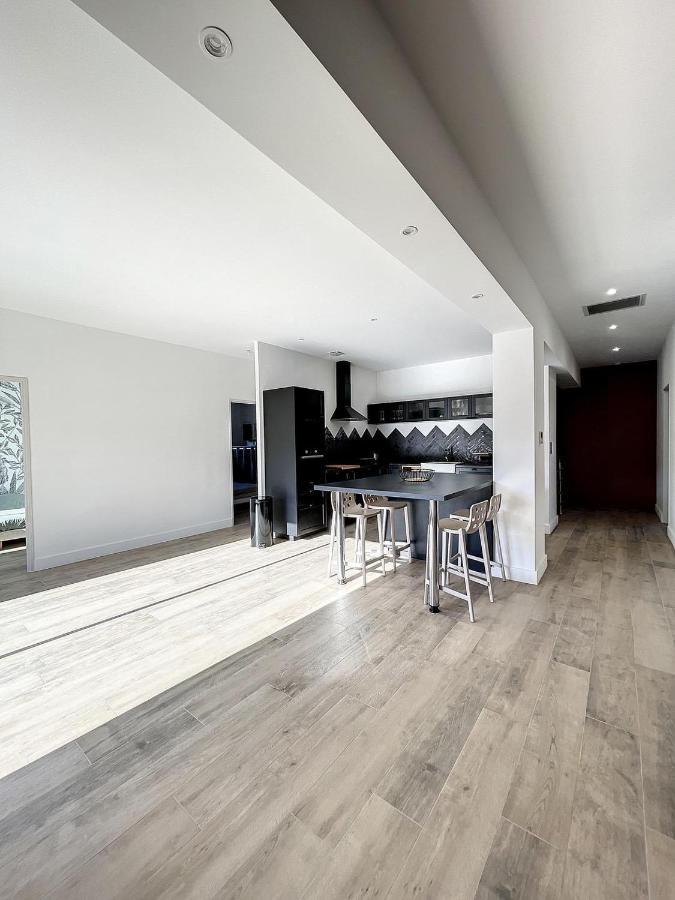 Villa 400m2 piscine intérieure chauffée Agde Extérieur photo