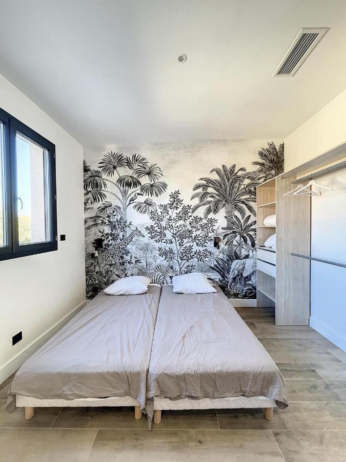 Villa 400m2 piscine intérieure chauffée Agde Extérieur photo