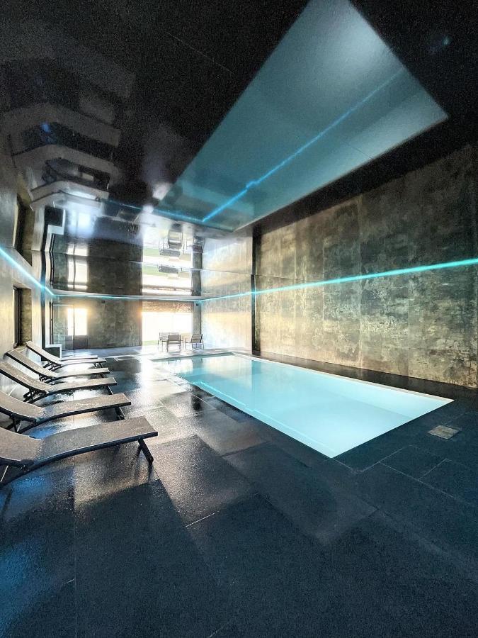 Villa 400m2 piscine intérieure chauffée Agde Extérieur photo